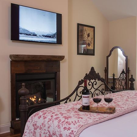 Salisbury Mills コールドウェル ハウス ベッド & ブレックファースト Bed & Breakfast エクステリア 写真