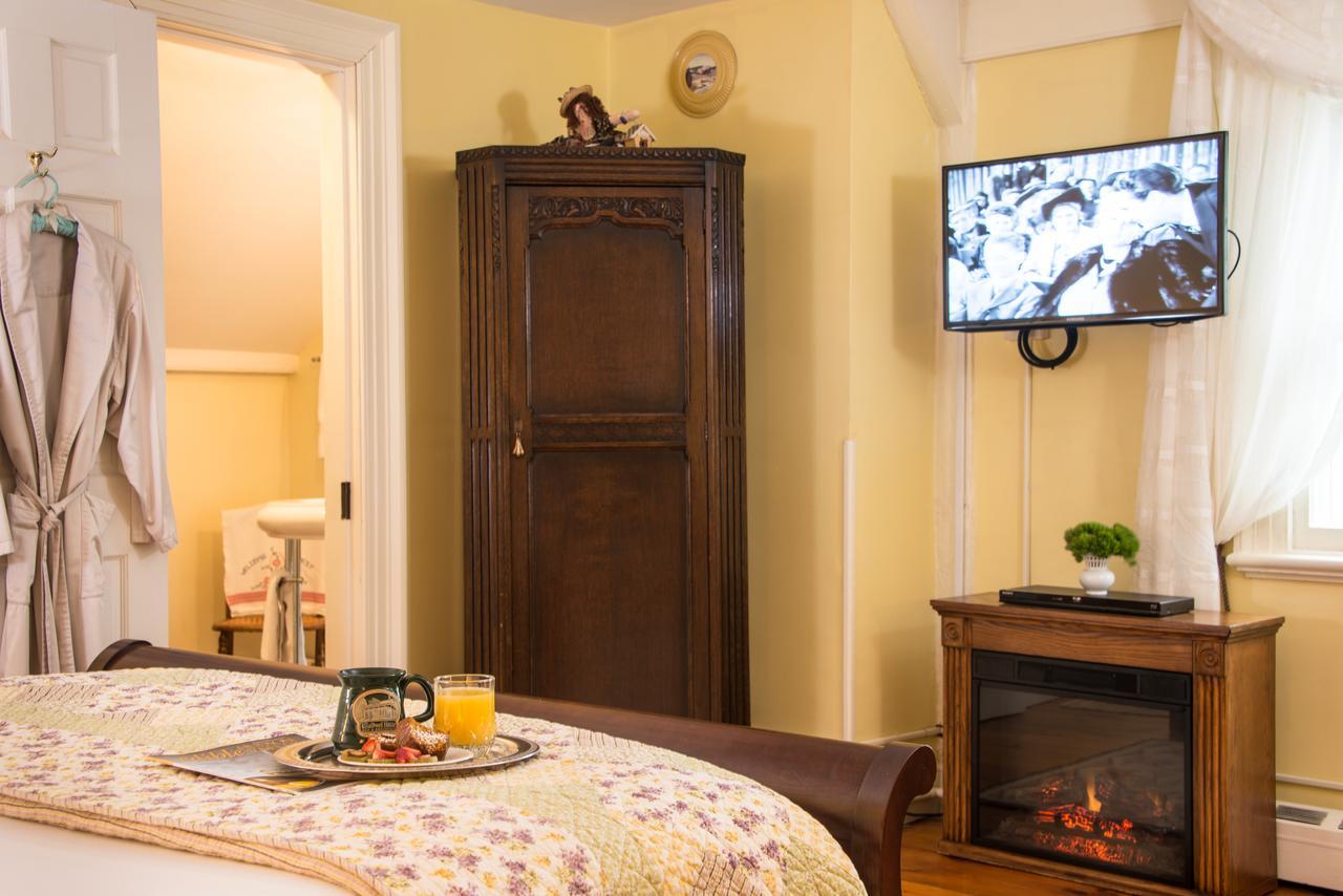 Salisbury Mills コールドウェル ハウス ベッド & ブレックファースト Bed & Breakfast エクステリア 写真