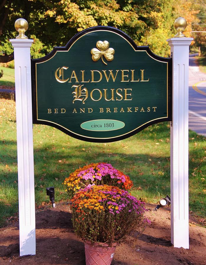Salisbury Mills コールドウェル ハウス ベッド & ブレックファースト Bed & Breakfast エクステリア 写真