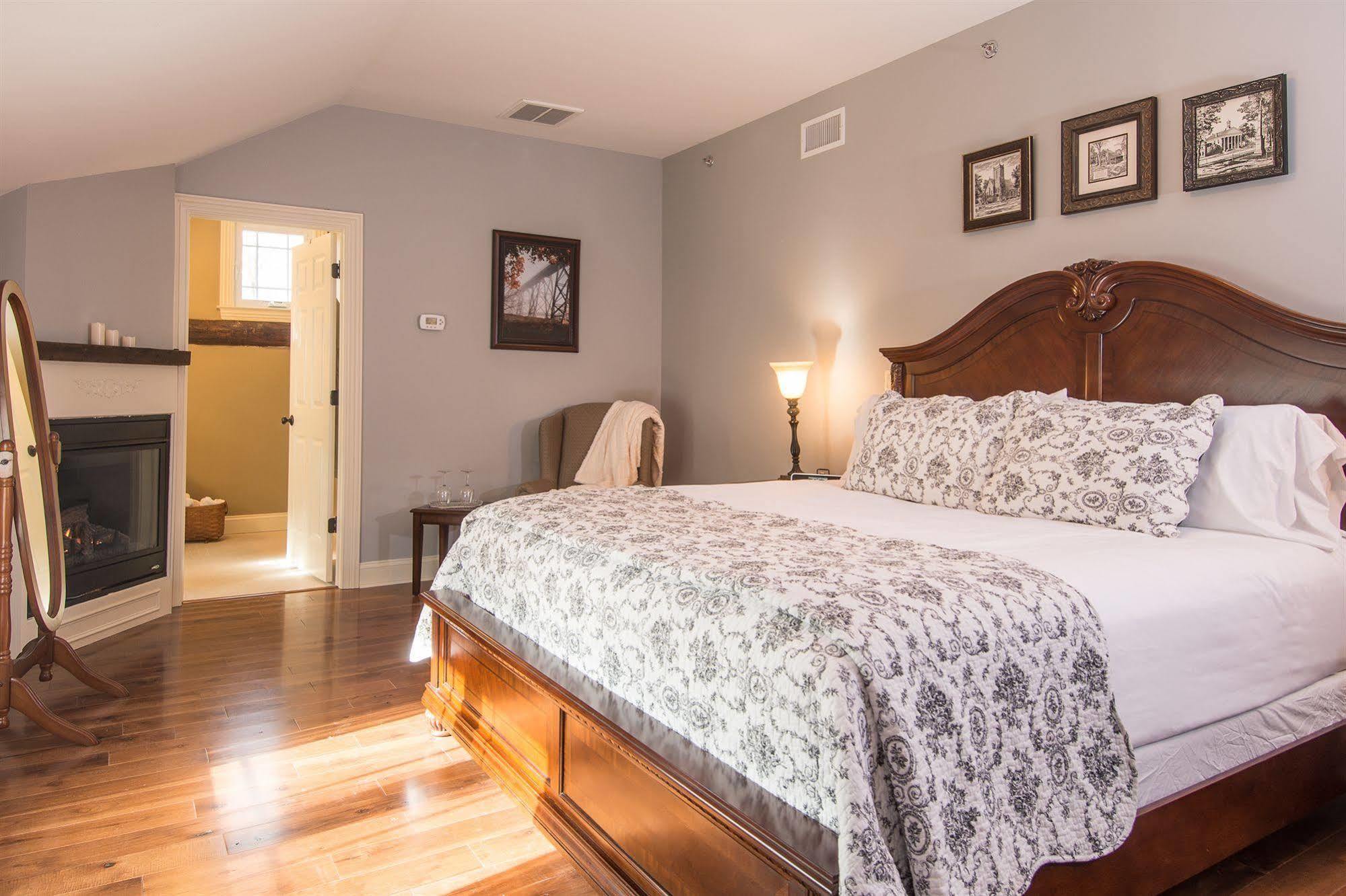 Salisbury Mills コールドウェル ハウス ベッド & ブレックファースト Bed & Breakfast エクステリア 写真